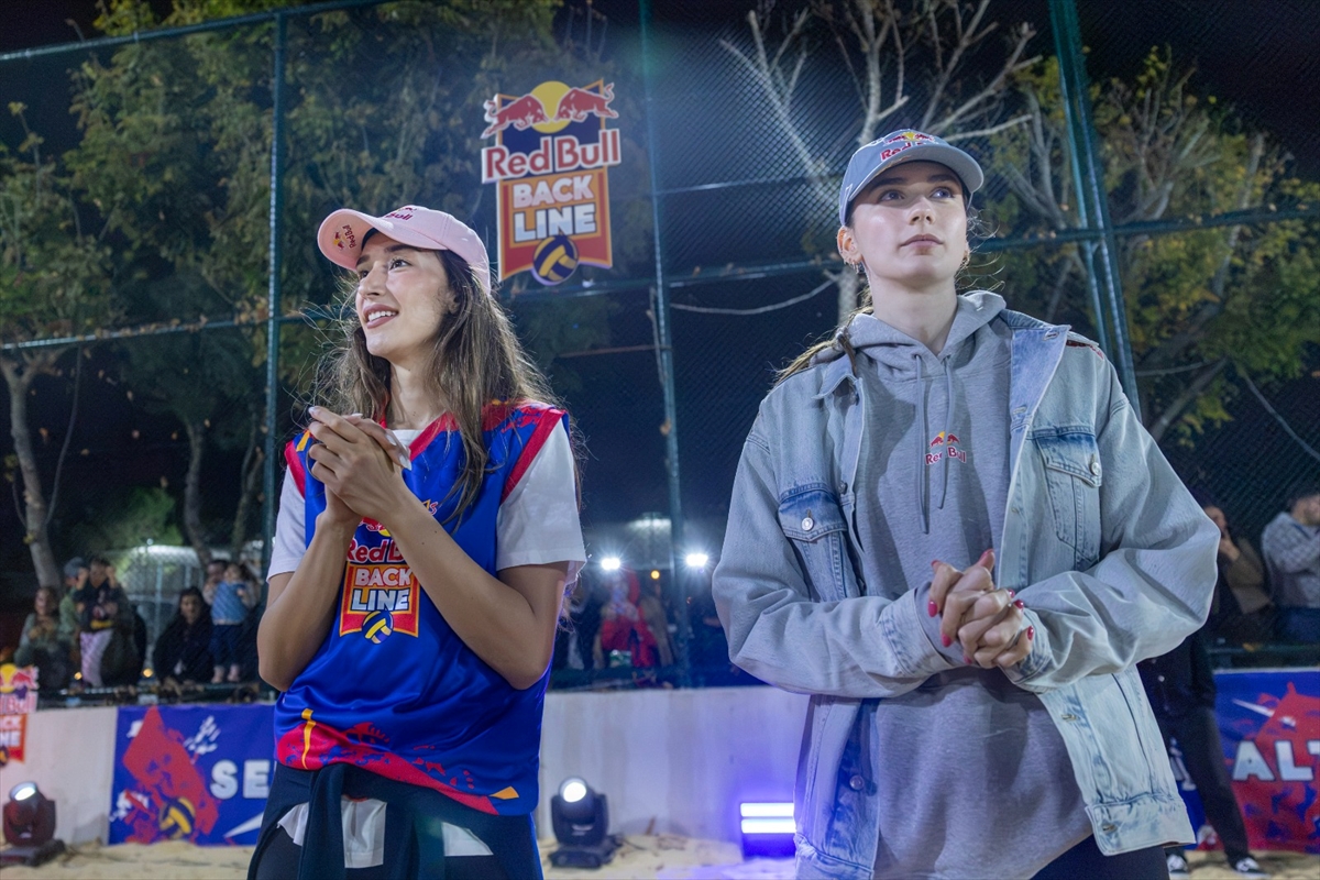 Red Bull Back Line 2026'da şampiyon Athena oldu