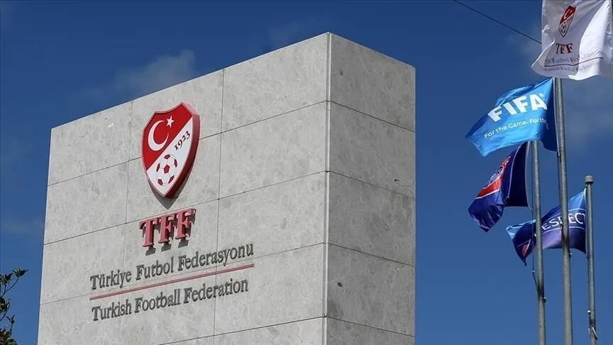Galatasaray'a Trabzonspor maçı sonrası PFDK faturası!