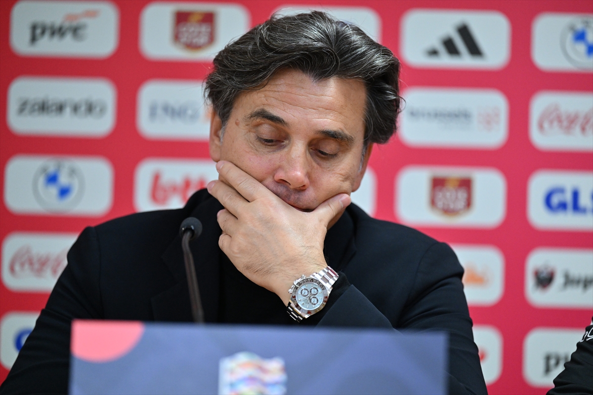 Montella'dan istifa tezahüratlarına yanıt: Daha çok çalışmaya hazırım