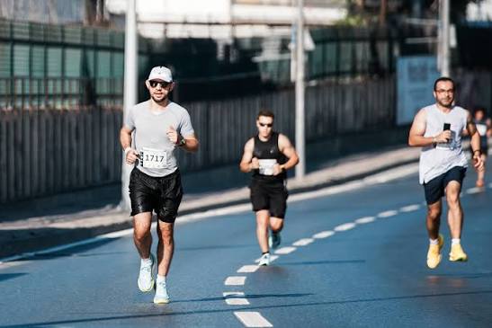 Bodrum sokaklarında üç gün süren yarı maraton tamamlandı