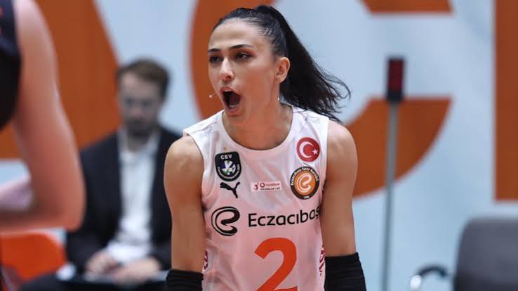 Simge Aköz, Eczacıbaşı’nın beş kupa hedefini açıkladı