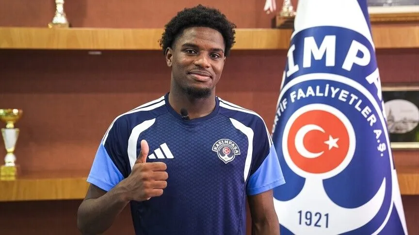 Elson Mendes: Beni en çok Salah zorladı